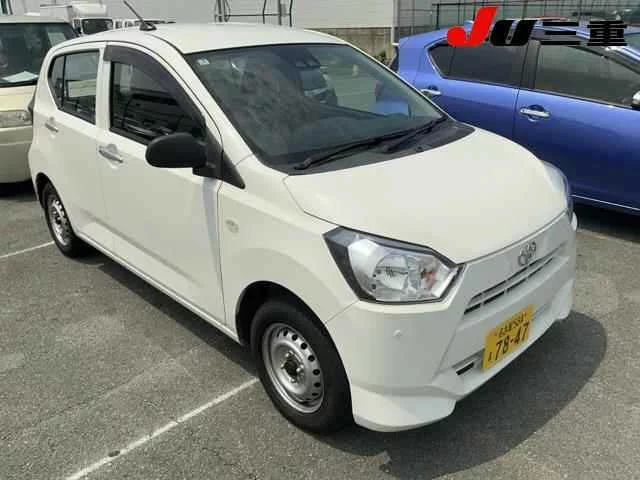 Toyota Pixis Epoch LA350A 2021